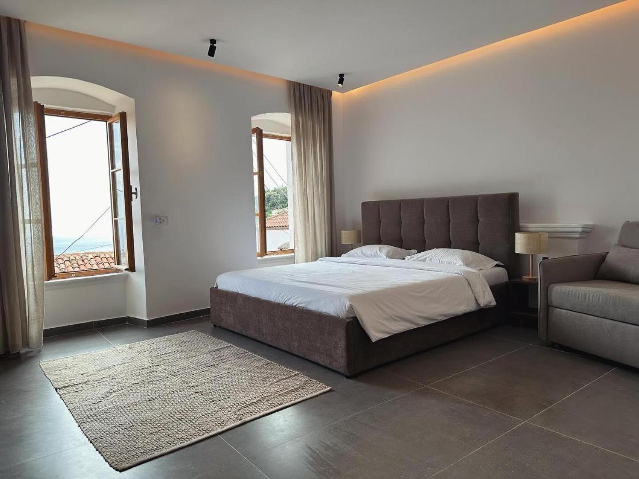 Lion'S Villa Влёра Экстерьер фото